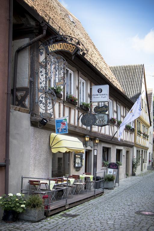 Akzent Hotel Am Bach Dettelbach Exterior foto