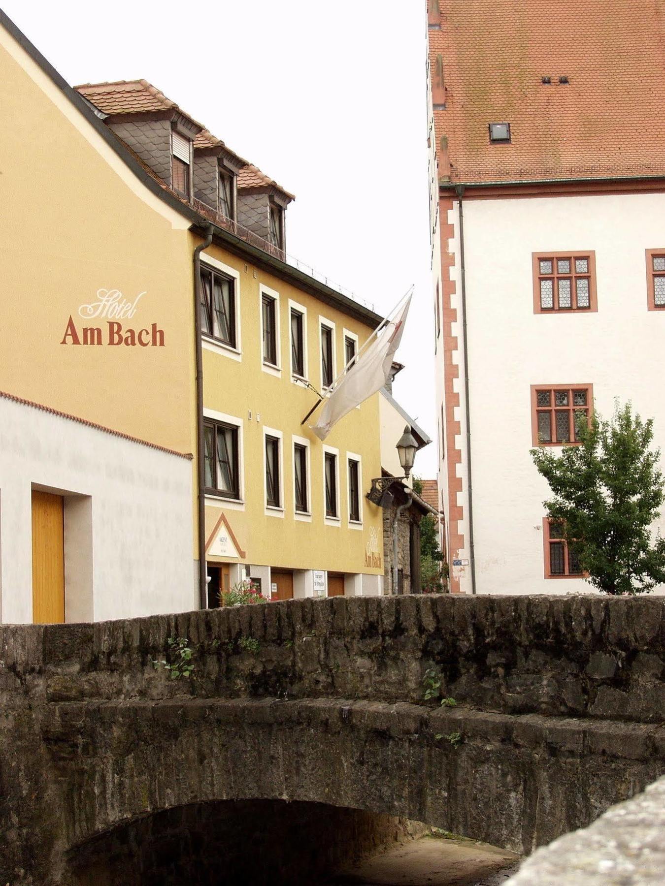 Akzent Hotel Am Bach Dettelbach Exterior foto
